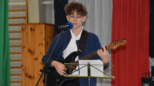 Gm. Łopiennik Górny. IX Powiatowy Konkurs Piosenki Patriotycznej [GALERIA ZDJĘĆ]