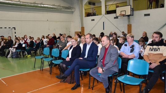 Gm. Łopiennik Górny. IX Powiatowy Konkurs Piosenki Patriotycznej [GALERIA ZDJĘĆ]