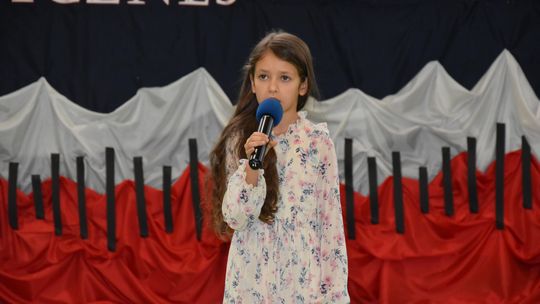 Gm. Łopiennik Górny. IX Powiatowy Konkurs Piosenki Patriotycznej [GALERIA ZDJĘĆ]
