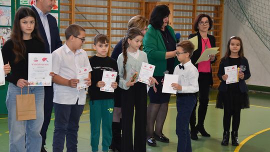 Gm. Łopiennik Górny. IX Powiatowy Konkurs Piosenki Patriotycznej [GALERIA ZDJĘĆ]