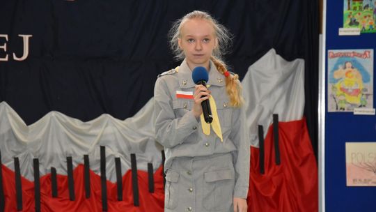 Gm. Łopiennik Górny. IX Powiatowy Konkurs Piosenki Patriotycznej [GALERIA ZDJĘĆ]