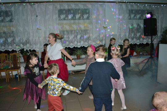 Bal andrzejkowy w Centrum Społeczno - Kulturalnym w Gorzkowie [GALERIA ZDJĘĆ]