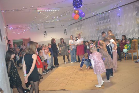 Bal andrzejkowy w Centrum Społeczno - Kulturalnym w Gorzkowie [GALERIA ZDJĘĆ]