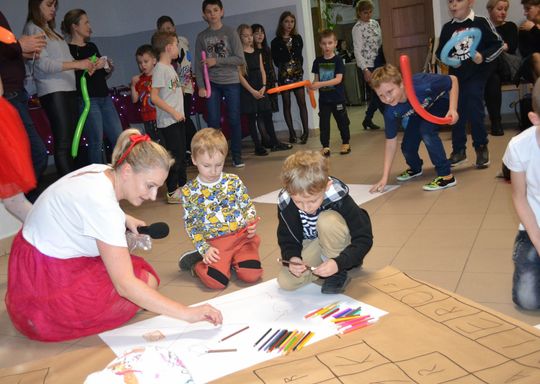 Bal andrzejkowy w Centrum Społeczno - Kulturalnym w Gorzkowie [GALERIA ZDJĘĆ]