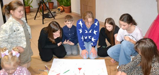 Bal andrzejkowy w Centrum Społeczno - Kulturalnym w Gorzkowie [GALERIA ZDJĘĆ]