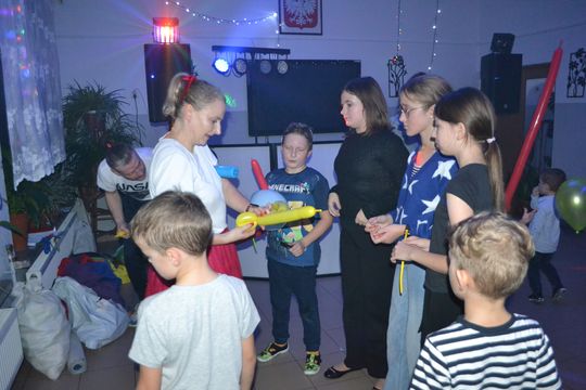 Bal andrzejkowy w Centrum Społeczno - Kulturalnym w Gorzkowie [GALERIA ZDJĘĆ]