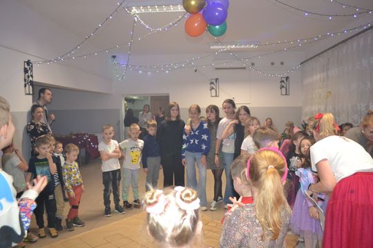Bal andrzejkowy w Centrum Społeczno - Kulturalnym w Gorzkowie [GALERIA ZDJĘĆ]