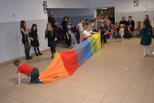 Bal andrzejkowy w Centrum Społeczno - Kulturalnym w Gorzkowie [GALERIA ZDJĘĆ]