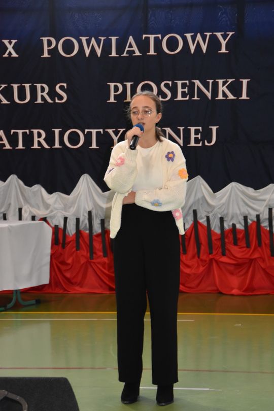 Gm. Łopiennik Górny. IX Powiatowy Konkurs Piosenki Patriotycznej [GALERIA ZDJĘĆ]