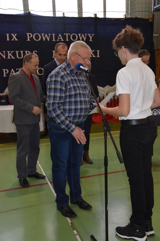 Gm. Łopiennik Górny. IX Powiatowy Konkurs Piosenki Patriotycznej [GALERIA ZDJĘĆ]