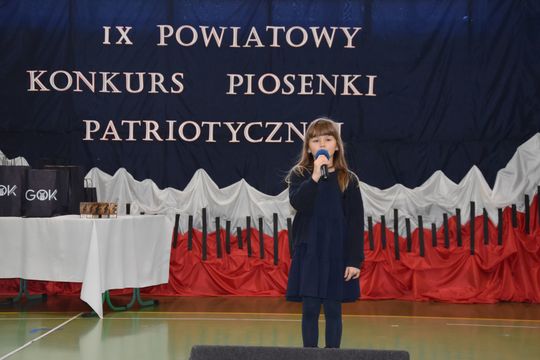 Gm. Łopiennik Górny. IX Powiatowy Konkurs Piosenki Patriotycznej [GALERIA ZDJĘĆ]