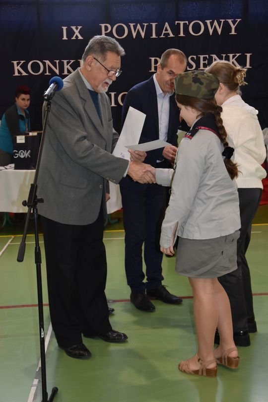 Gm. Łopiennik Górny. IX Powiatowy Konkurs Piosenki Patriotycznej [GALERIA ZDJĘĆ]