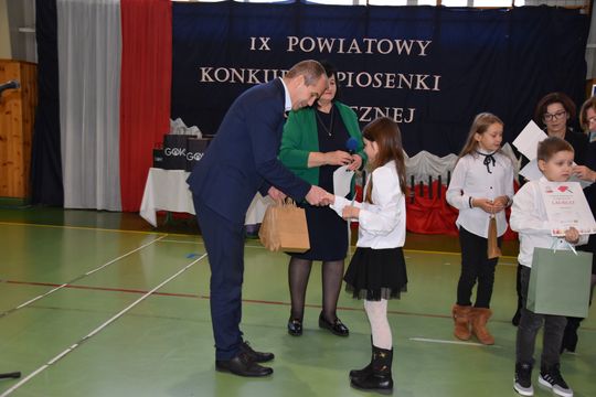 Gm. Łopiennik Górny. IX Powiatowy Konkurs Piosenki Patriotycznej [GALERIA ZDJĘĆ]