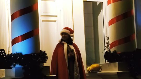 Gm. Siedliszcze. Jarmark świąteczny w Kuliku wieczorową porą... [GALERIA ZDJĘĆ]