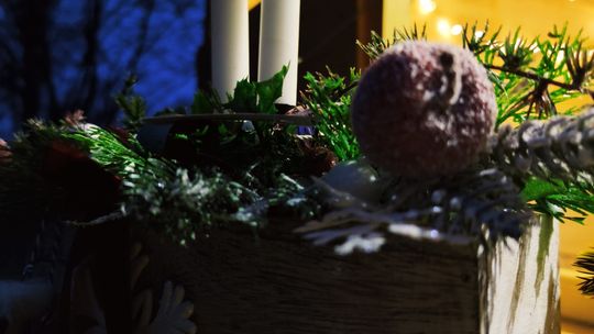 Gm. Siedliszcze. Jarmark świąteczny w Kuliku wieczorową porą... [GALERIA ZDJĘĆ]