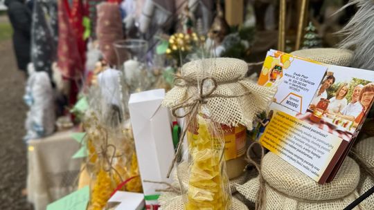 Gm. Siedliszcze. Świąteczny jarmark w Dworze Kulik. Masa ozdób i słodkości! [GALERIA ZDJĘĆ]