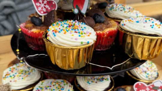 Gm. Siedliszcze. Świąteczny jarmark w Dworze Kulik. Masa ozdób i słodkości! [GALERIA ZDJĘĆ]