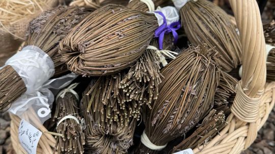 Gm. Siedliszcze. Świąteczny jarmark w Dworze Kulik. Masa ozdób i słodkości! [GALERIA ZDJĘĆ]