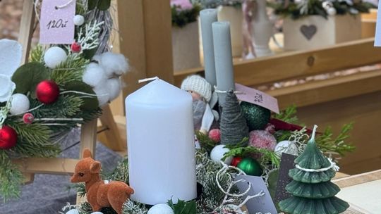 Gm. Siedliszcze. Świąteczny jarmark w Dworze Kulik. Masa ozdób i słodkości! [GALERIA ZDJĘĆ]