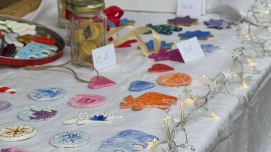 Gm. Siedliszcze. Świąteczny jarmark w Dworze Kulik. Masa ozdób i słodkości! [GALERIA ZDJĘĆ]