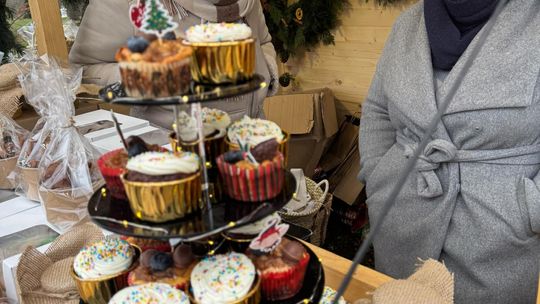 Gm. Siedliszcze. Świąteczny jarmark w Dworze Kulik. Masa ozdób i słodkości! [GALERIA ZDJĘĆ]