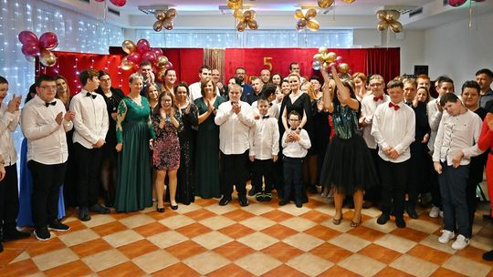 Jubileusz Niepublicznego Specjalnego Ośrodka Szkolno – Wychowawczego na „Lawendowym Wzgórzu "  [GALERIA ZDJĘĆ]