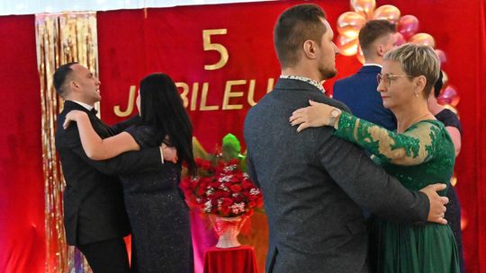 Jubileusz Niepublicznego Specjalnego Ośrodka Szkolno – Wychowawczego na „Lawendowym Wzgórzu "  [GALERIA ZDJĘĆ]