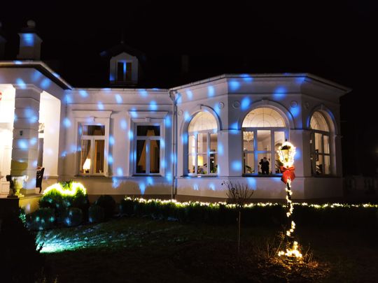 Gm. Siedliszcze. Jarmark świąteczny w Kuliku wieczorową porą... [GALERIA ZDJĘĆ]