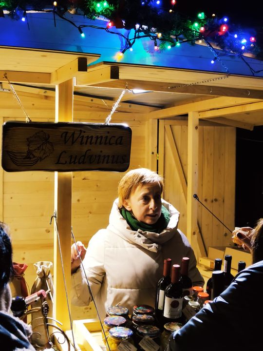 Gm. Siedliszcze. Jarmark świąteczny w Kuliku wieczorową porą... [GALERIA ZDJĘĆ]