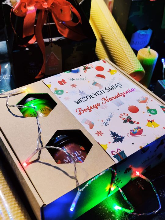 Gm. Siedliszcze. Jarmark świąteczny w Kuliku wieczorową porą... [GALERIA ZDJĘĆ]