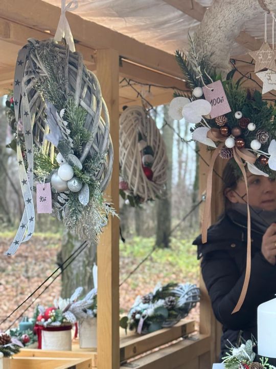 Gm. Siedliszcze. Świąteczny jarmark w Dworze Kulik. Masa ozdób i słodkości! [GALERIA ZDJĘĆ]