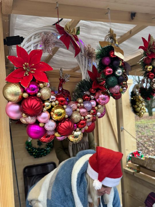 Gm. Siedliszcze. Świąteczny jarmark w Dworze Kulik. Masa ozdób i słodkości! [GALERIA ZDJĘĆ]