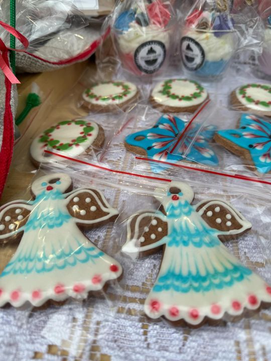 Gm. Siedliszcze. Świąteczny jarmark w Dworze Kulik. Masa ozdób i słodkości! [GALERIA ZDJĘĆ]