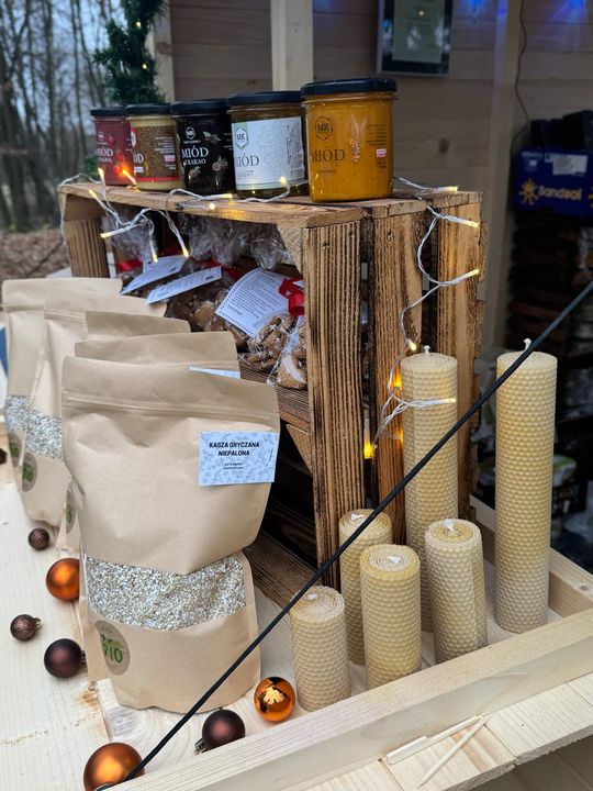 Gm. Siedliszcze. Świąteczny jarmark w Dworze Kulik. Masa ozdób i słodkości! [GALERIA ZDJĘĆ]