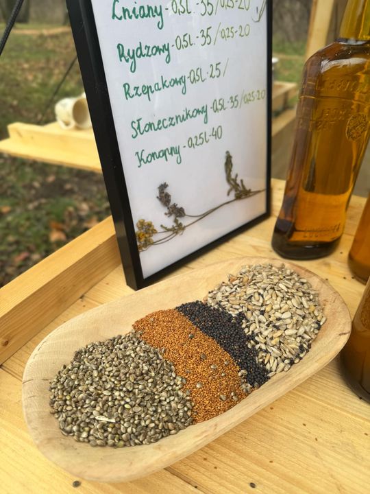 Gm. Siedliszcze. Świąteczny jarmark w Dworze Kulik. Masa ozdób i słodkości! [GALERIA ZDJĘĆ]