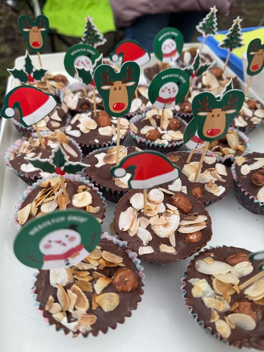 Gm. Siedliszcze. Świąteczny jarmark w Dworze Kulik. Masa ozdób i słodkości! [GALERIA ZDJĘĆ]