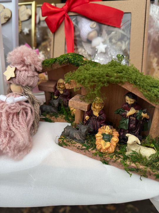 Gm. Siedliszcze. Świąteczny jarmark w Dworze Kulik. Masa ozdób i słodkości! [GALERIA ZDJĘĆ]