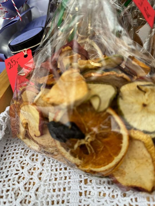 Gm. Siedliszcze. Świąteczny jarmark w Dworze Kulik. Masa ozdób i słodkości! [GALERIA ZDJĘĆ]