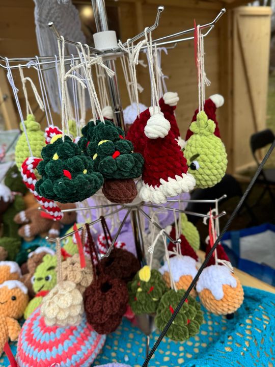 Gm. Siedliszcze. Świąteczny jarmark w Dworze Kulik. Masa ozdób i słodkości! [GALERIA ZDJĘĆ]