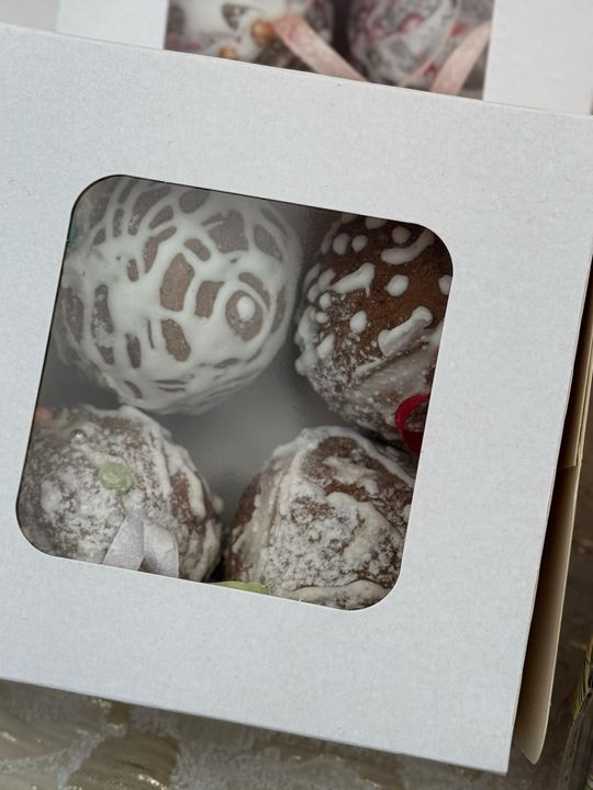 Gm. Siedliszcze. Świąteczny jarmark w Dworze Kulik. Masa ozdób i słodkości! [GALERIA ZDJĘĆ]