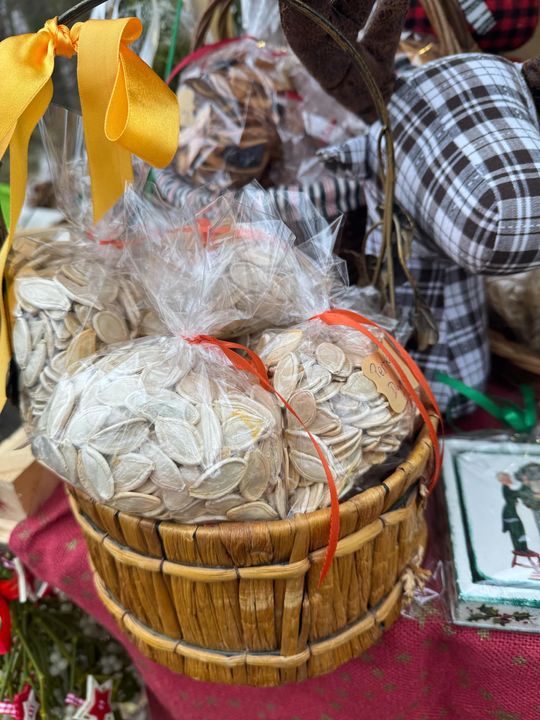 Gm. Siedliszcze. Świąteczny jarmark w Dworze Kulik. Masa ozdób i słodkości! [GALERIA ZDJĘĆ]