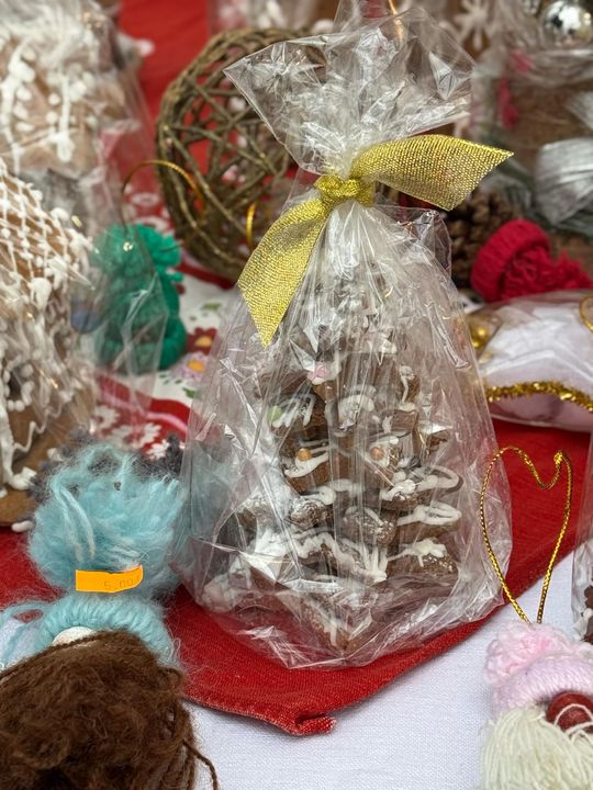 Gm. Siedliszcze. Świąteczny jarmark w Dworze Kulik. Masa ozdób i słodkości! [GALERIA ZDJĘĆ]