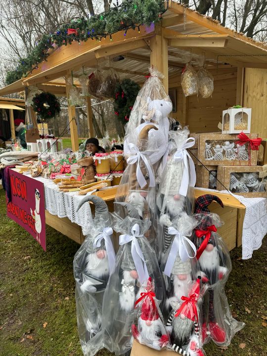 Gm. Siedliszcze. Świąteczny jarmark w Dworze Kulik. Masa ozdób i słodkości! [GALERIA ZDJĘĆ]