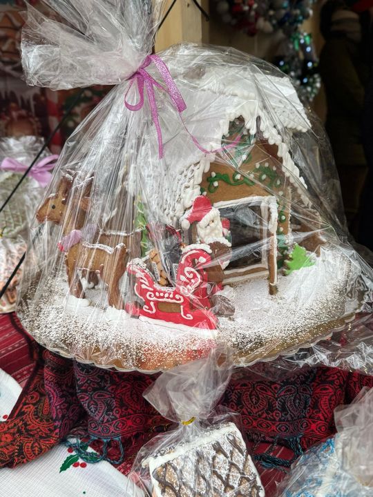 Gm. Siedliszcze. Świąteczny jarmark w Dworze Kulik. Masa ozdób i słodkości! [GALERIA ZDJĘĆ]