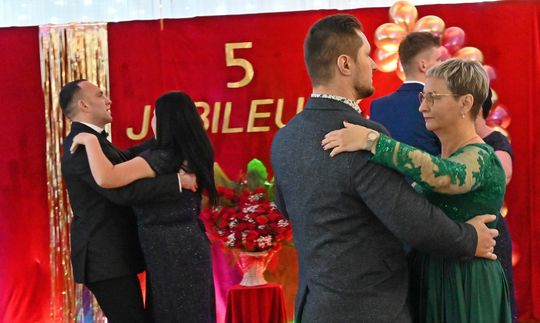 Jubileusz Niepublicznego Specjalnego Ośrodka Szkolno – Wychowawczego na „Lawendowym Wzgórzu "  [GALERIA ZDJĘĆ]