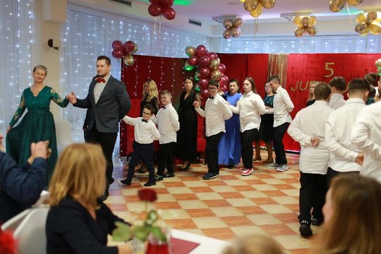 Jubileusz Niepublicznego Specjalnego Ośrodka Szkolno – Wychowawczego na „Lawendowym Wzgórzu "  [GALERIA ZDJĘĆ]