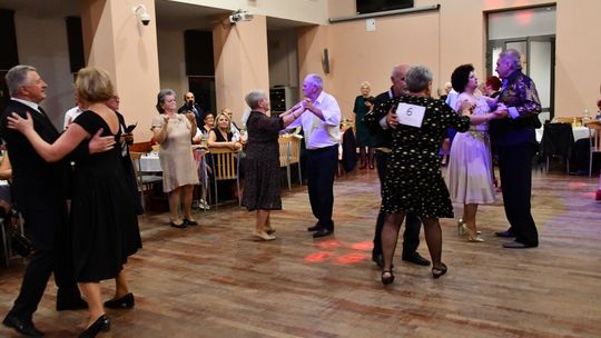 Krasnystaw. VIII Senioriada i zabawa andrzejkowa [GALERIA ZDJĘĆ]