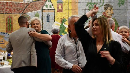 Krasnystaw. VIII Senioriada i zabawa andrzejkowa [GALERIA ZDJĘĆ]