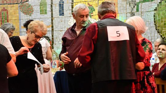 Krasnystaw. VIII Senioriada i zabawa andrzejkowa [GALERIA ZDJĘĆ]