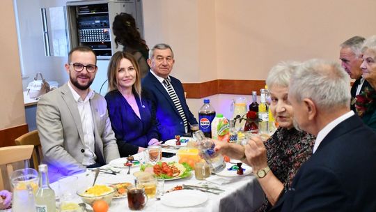 Krasnystaw. VIII Senioriada i zabawa andrzejkowa [GALERIA ZDJĘĆ]